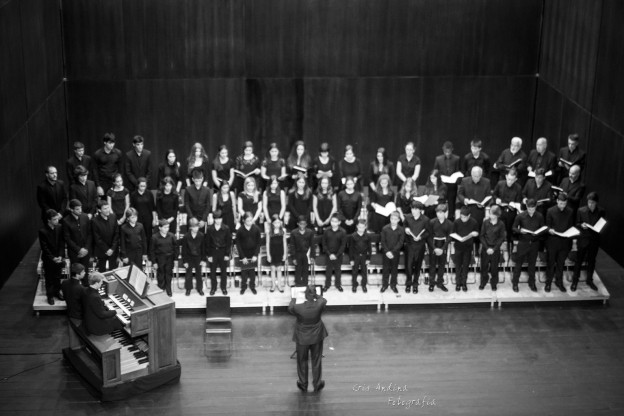 "Fauré en las voces de Cantabile" Teatro Colón Foto : Cris Andina