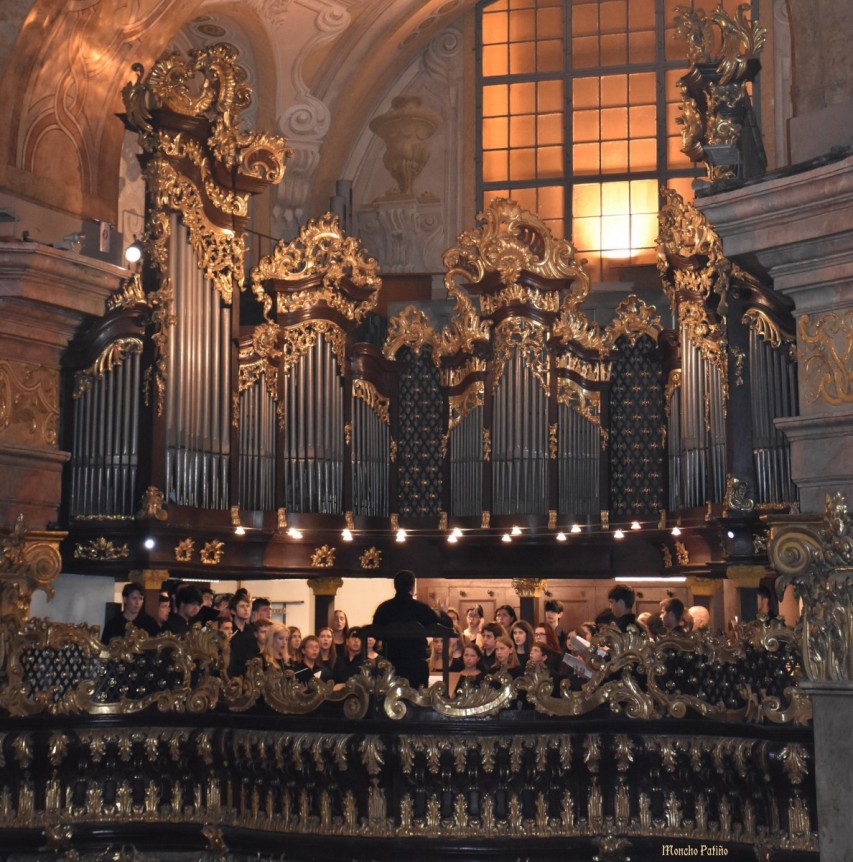 coro_cantabile_web-853x862